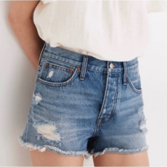 Madewell Pants - Madewell Relaxed Denim Shorts Medium Wash Blue Distressed Size 26